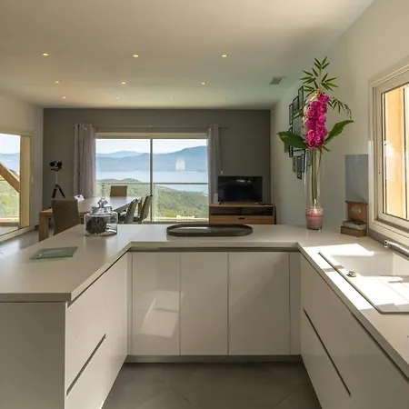 Du Poggio Vue Imprenable Sur La Mer Villa